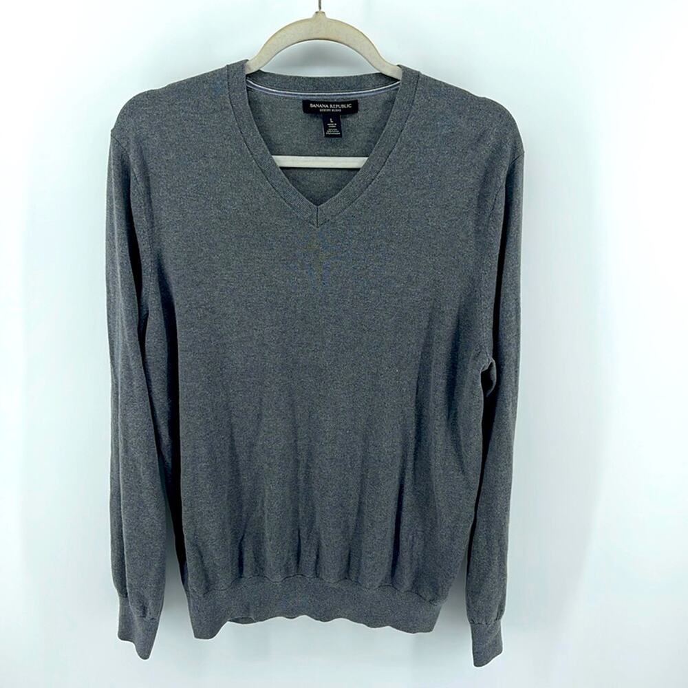 Banana Republic Luxury Blend silk cotton cashmere blend V-neck knit sweater L